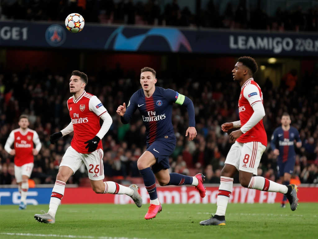 阿森纳1-2不敌巴黎,总比分1-3遗憾出局! 阿森纳1-2不敌巴黎,总比分1-3遗憾出局!